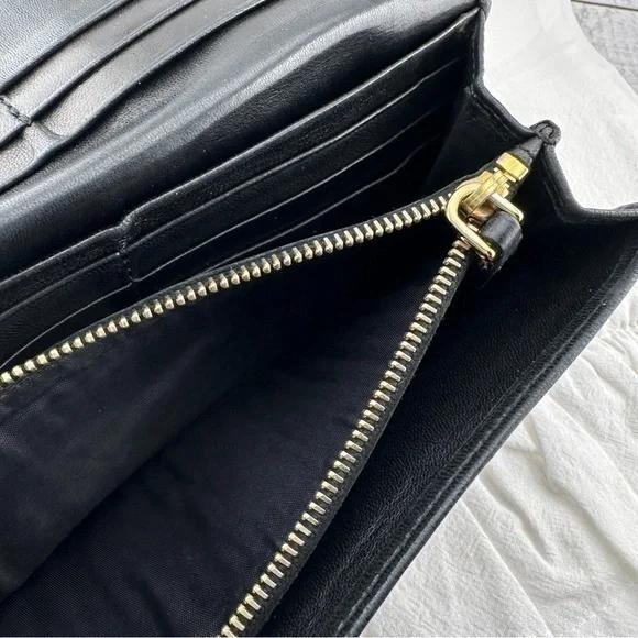 AUTHENTIC Prada wallet. Black. - Picture 7 of 15